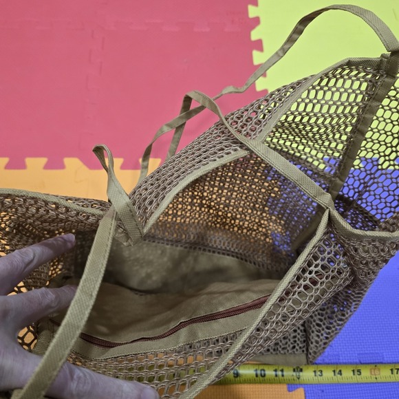 Mesh Beach Bag Tote with 8 Pockets - Large Pool Bag & Sand-Free Toy Organizer - - Picture 7 of 11